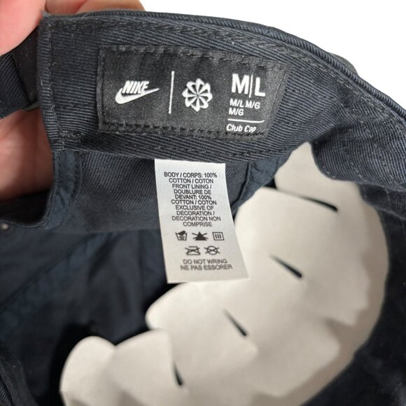 Nike Club Cap Black Adjustable Strap M/L Cotton Embroidered Logo Baseball Hat - Picture 6 of 7